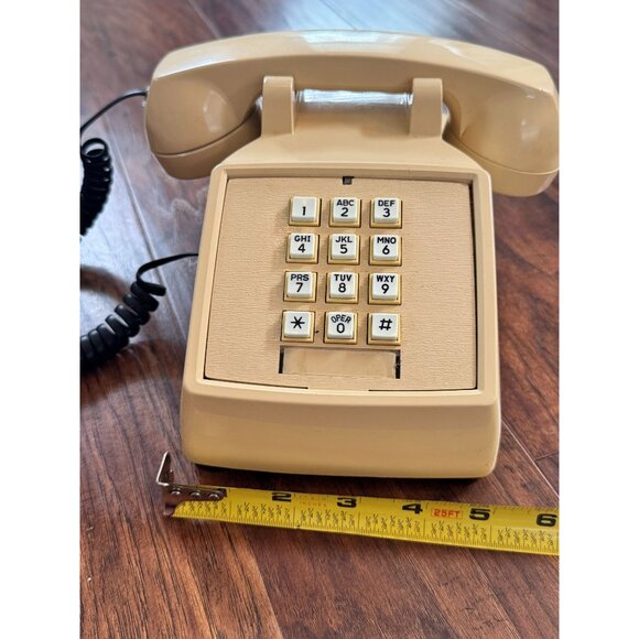 Vintage ITT Beige Push-Button Landline Phone Coiled Cord PROP Untested RJ11C 70s - Picture 2 of 9
